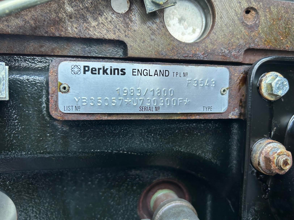 Elliott MagneTek 100 kW Diesel Generator Perkins 1006-6T 208V 480V 240V 560Hr