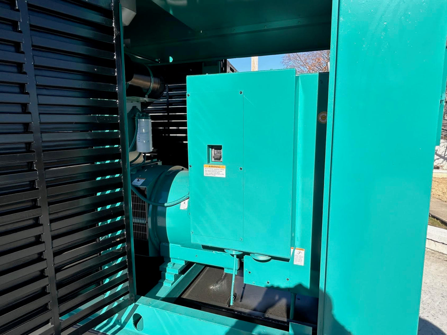 400KW Cummins KTA19G2 Diesel Generator 400DFEB 1137hrs TESTED