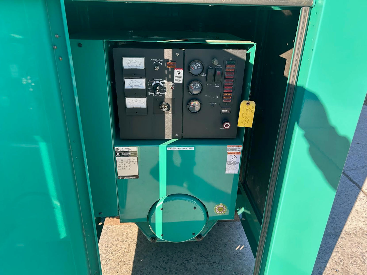 125KW Onan Cummins Diesel DGEA-4958042 12j0/208 3ph 1080hrs Enclosed TESTED