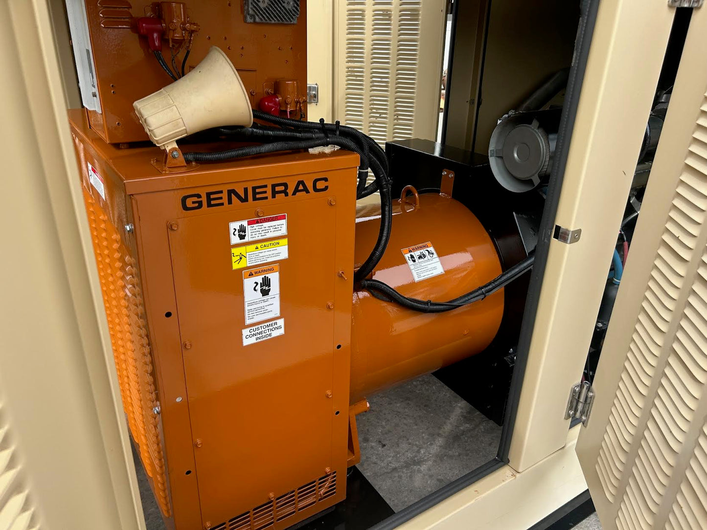 180KW Generac Diesel Generator 277/480v '06 251hrs Tested