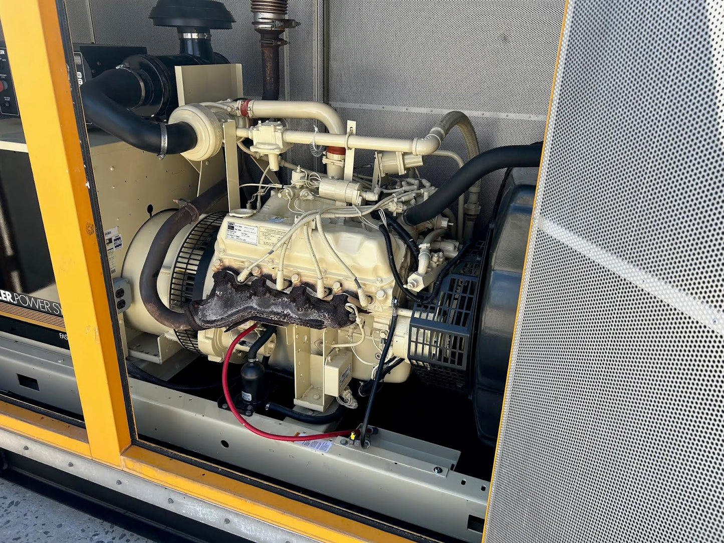 100KW Kohler Generator 100RZ82 Nat Gas LP 235Hrs Load Tested