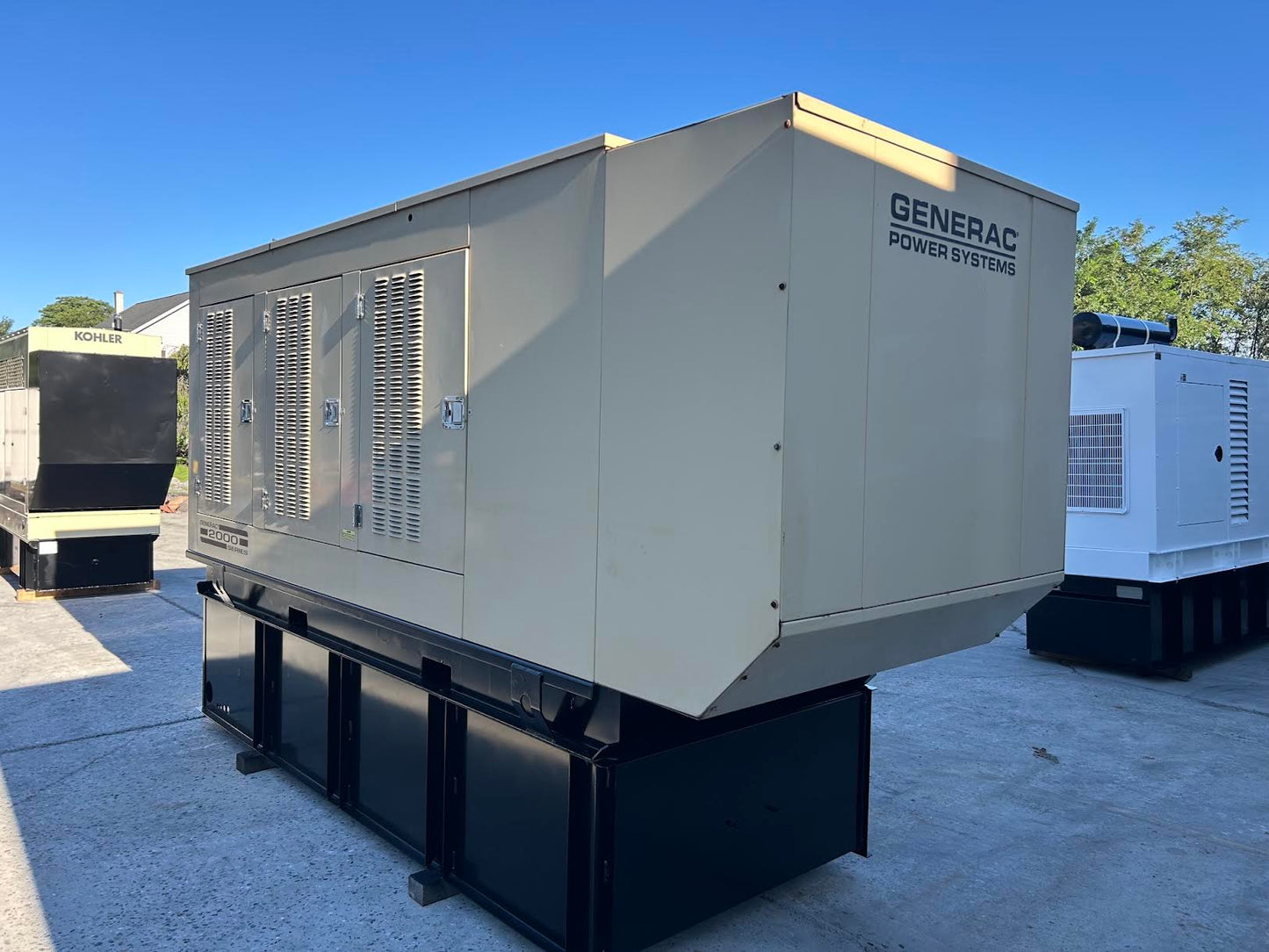 2001 Generac 250 kW Diesel Generator 277/480V 3PH Sound Attenuated Tank 1049Hr