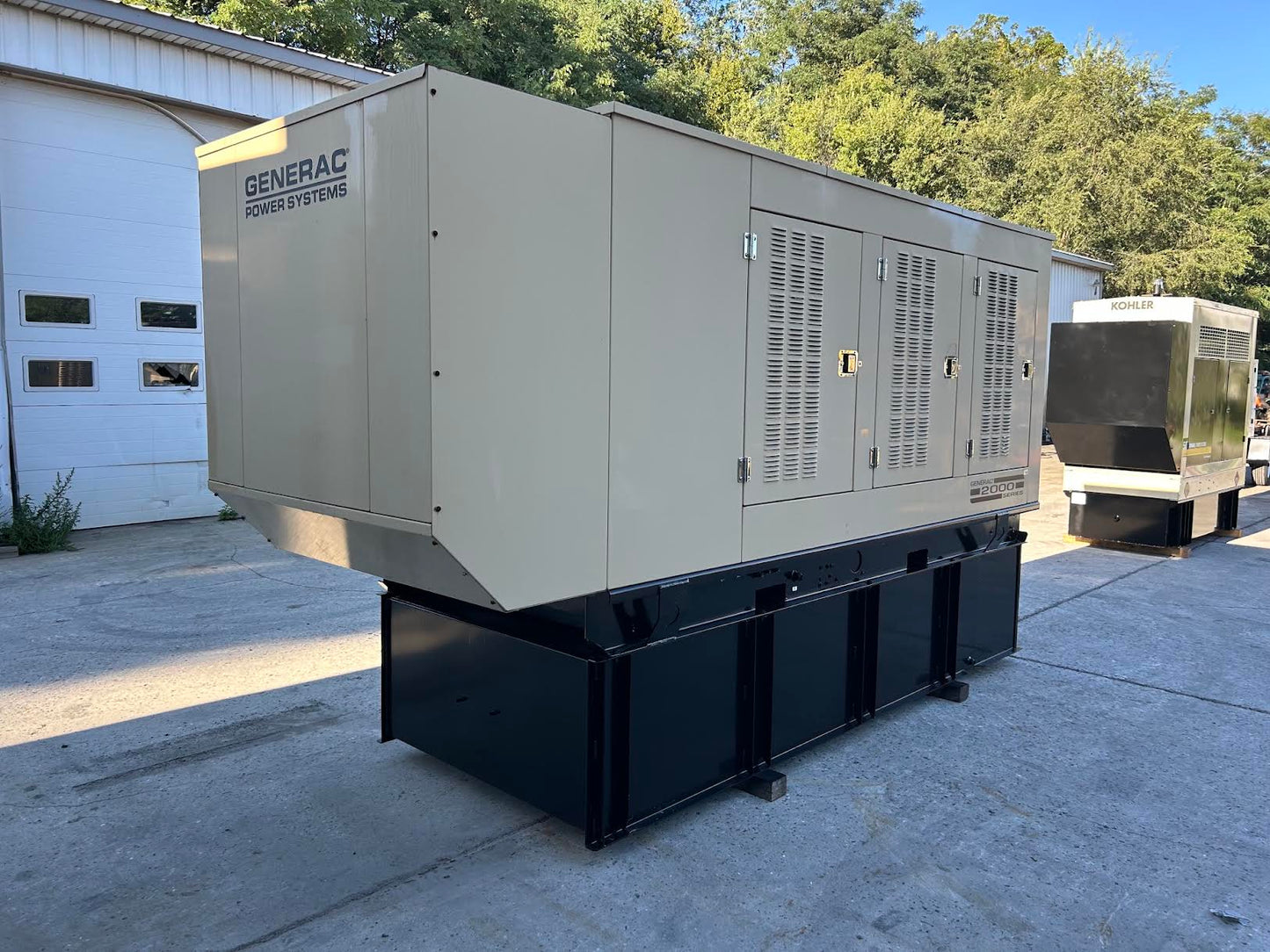 2001 Generac 250 kW Diesel Generator 277/480V 3PH Sound Attenuated Tank 1049Hr