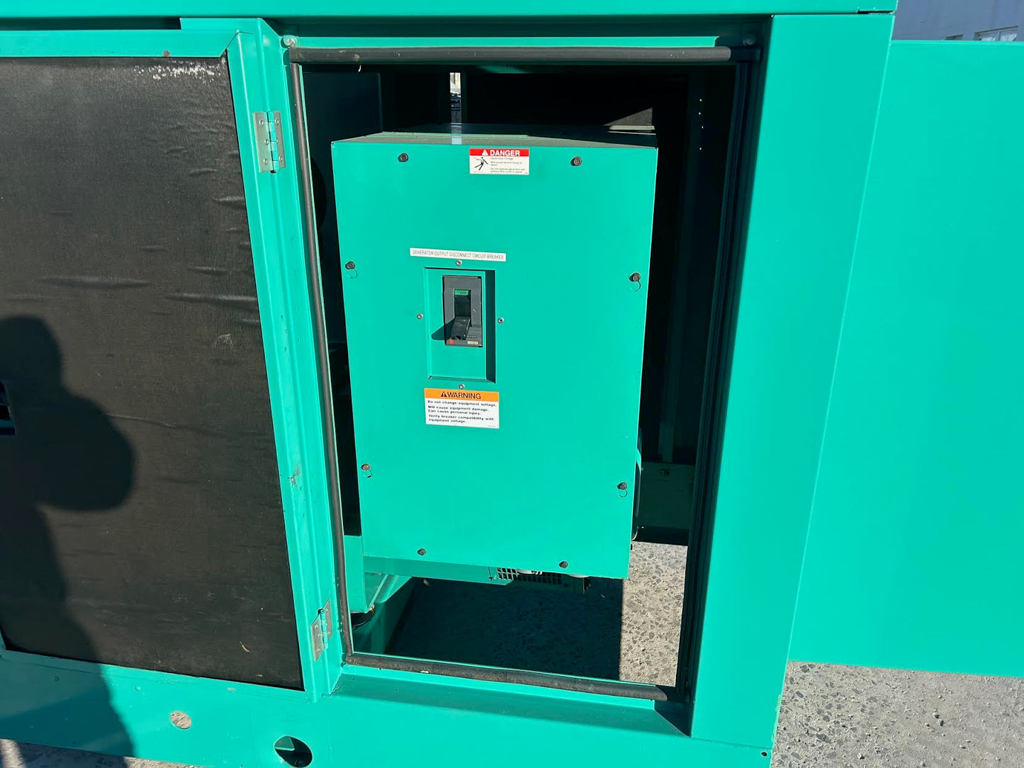 125KW Onan Cummins Diesel DGEA-4958042 12j0/208 3ph 1080hrs Enclosed TESTED