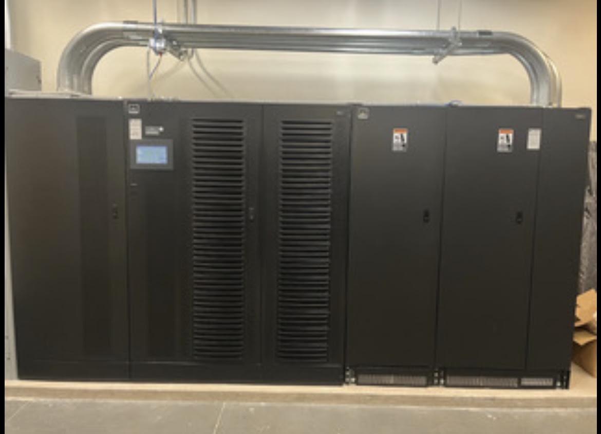 Liebert NX 400kVA 400kW 3ph UPS and Battery Cab 480V 38SA400AAAVA685