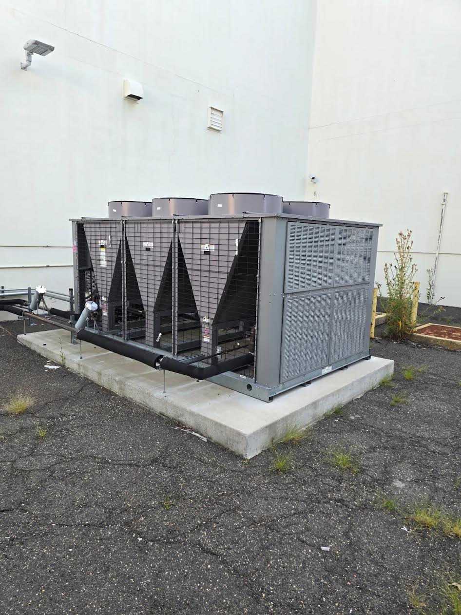 Carrier Gemini 38APD0906 460V Commercial Air-Cooled Condensing Unit