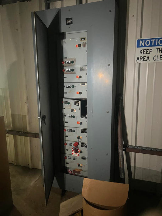 Cutler Hammer Westinghouse MCC Motor Control Center Starter Panel 480V 3PH