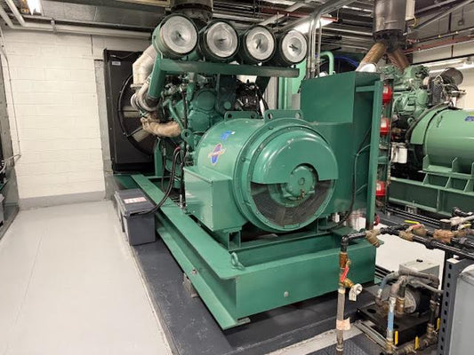 1100KW Detroit Diesel Generator 480v 450hours