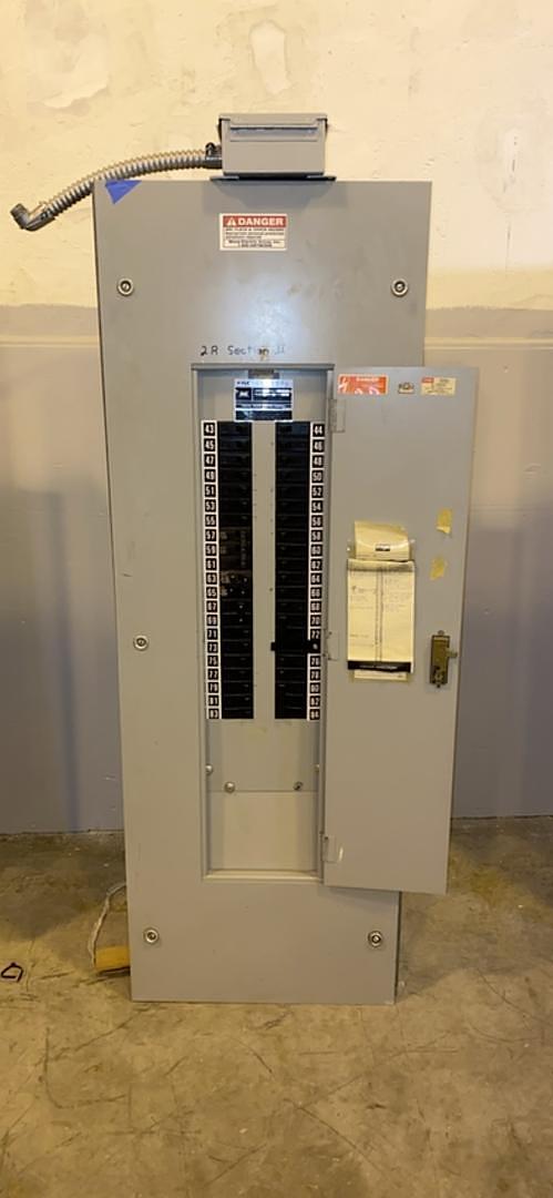 225A 208/120v FPE Breaker Panelboard No Main Loaded Breakers(S6LLST3830)