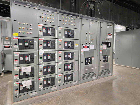 4000A GE Power Break Switchboard Switchgear Dual SSD 4000A Main & 14 SHF 800A Sub Feeds (107637)