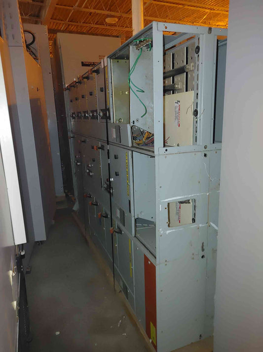 General Electric 8000 Line MCC 480V 1200A (110372)