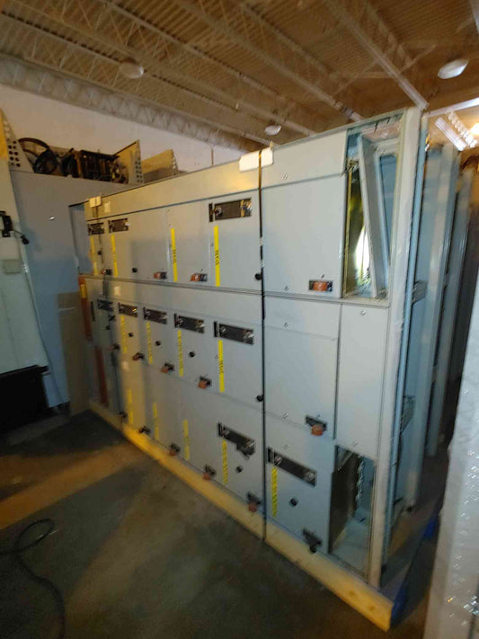 General Electric 8000 Line MCC 480V 1200A (110371)