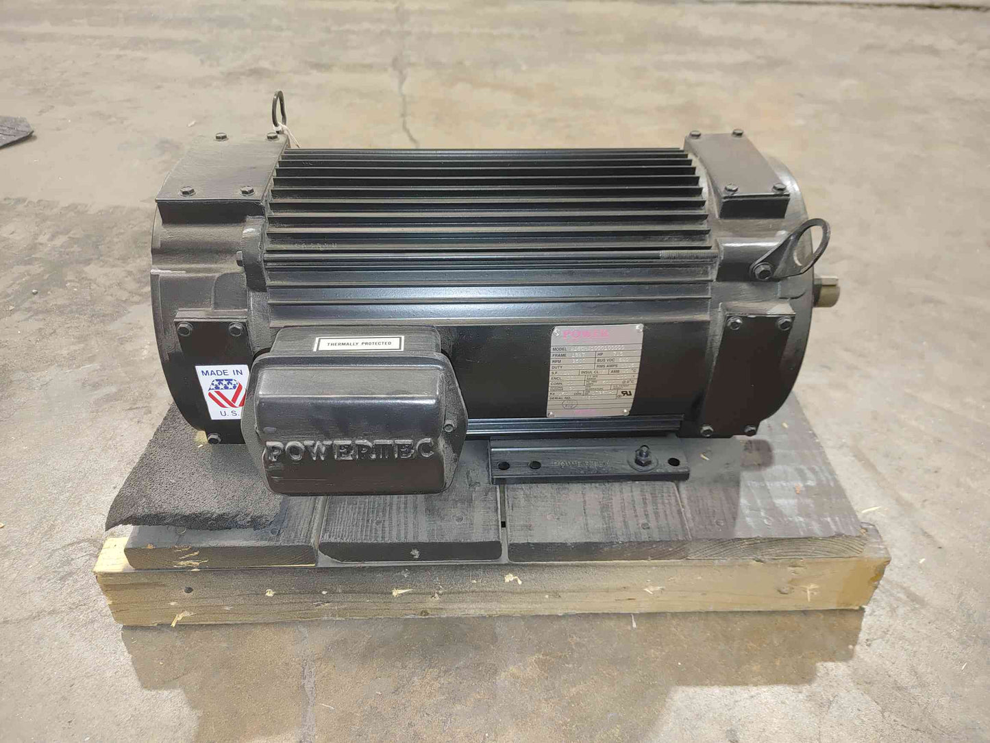 7.5HP Powertec Brushless Motor A18CMA1000100000 2500 RPM 640V Frame 184T (SKU: 111690)