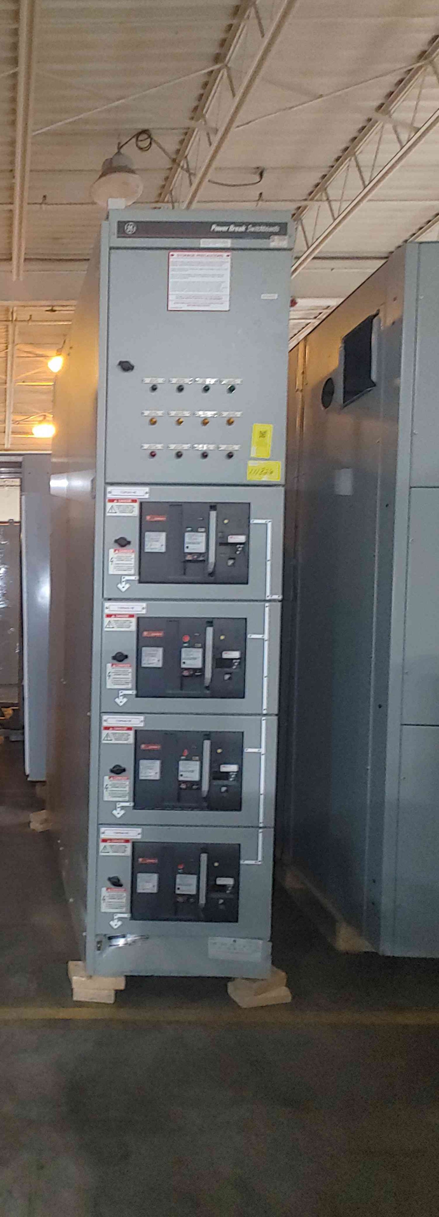 GE Power Break Switchboard Switchgear 4000A 2500A 480V 3PH 3W 85kA 0113A8532