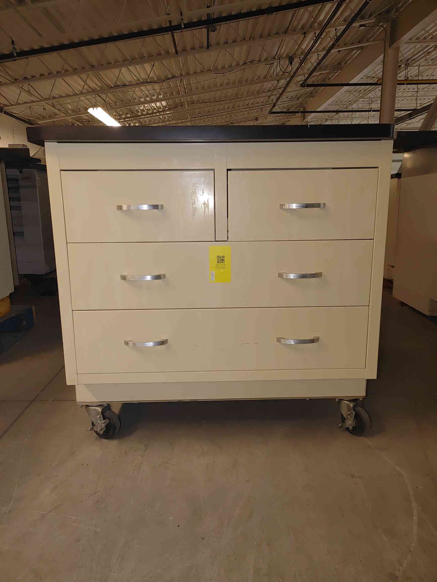 3' Duralab Rolling Casework Base W/ 4 Drawers Casters & Counter Top (SKU: 112100)