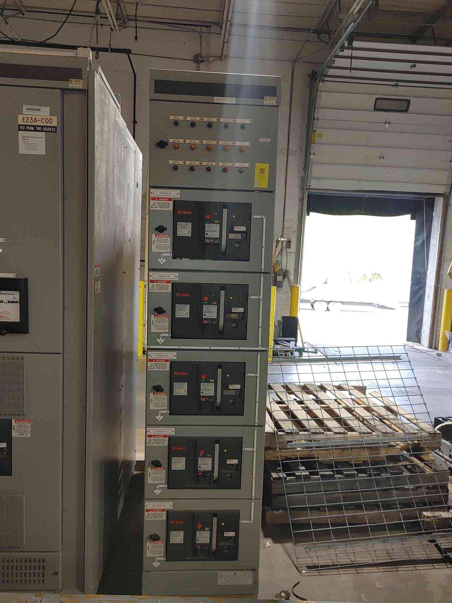 GE Power Break II Switchboard 5x 800A SHF08B208H Breakers 480V Hi-Break 3P (112943)