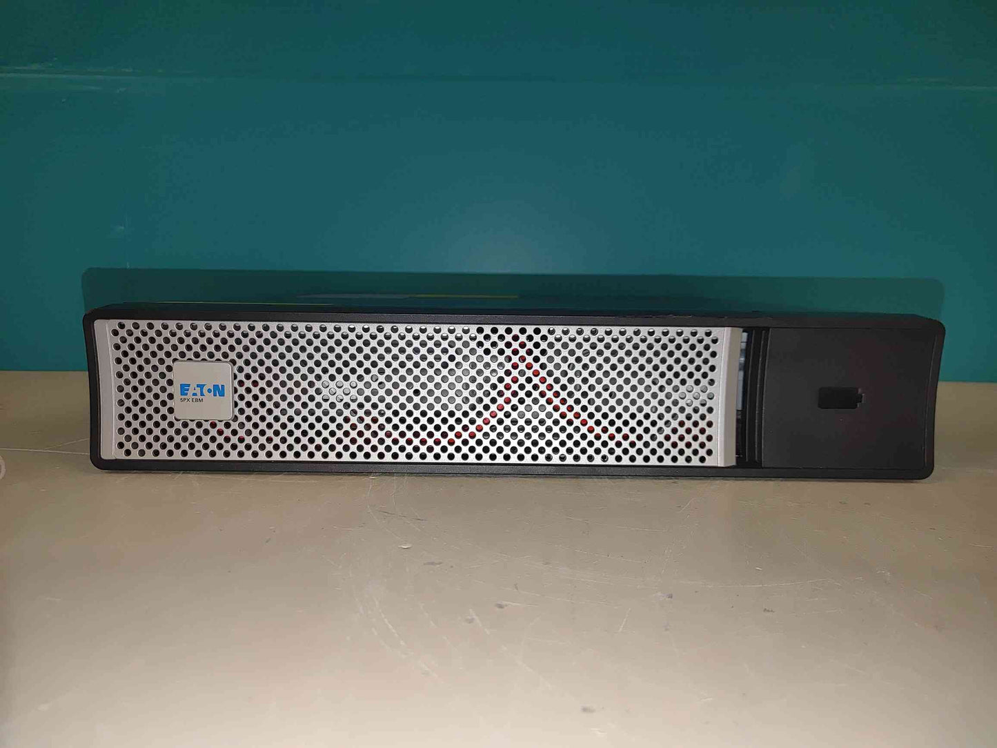 Eaton 5PXEBM48RTG2 5PX G2 48V 2U Rack Extended Battery Module 1000 1500 EBM (SKU: 112530)