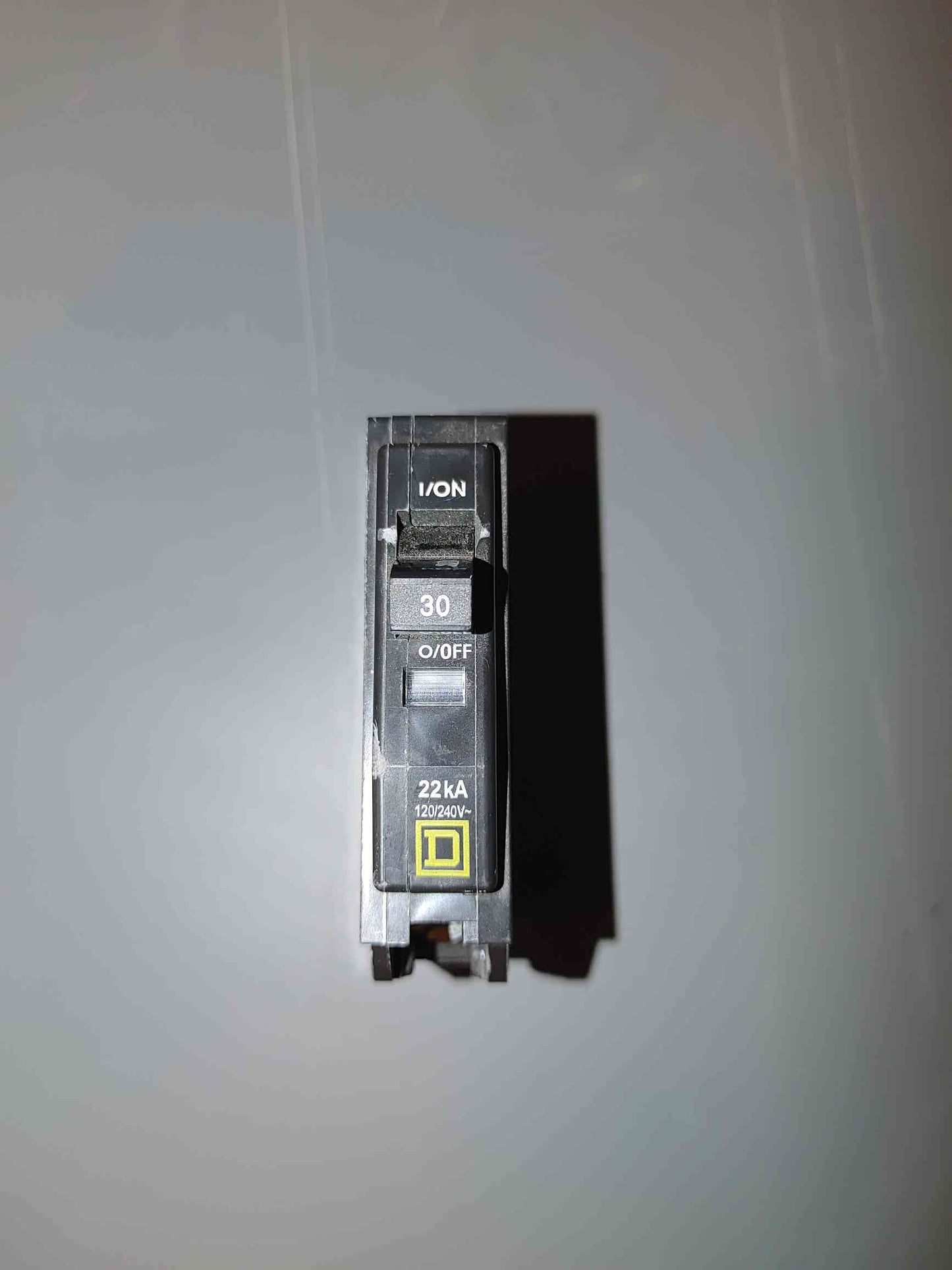 Square D QOB130VH 1 Pole 30 Amp 22kA 120/240V Bolt On Breaker QOB130