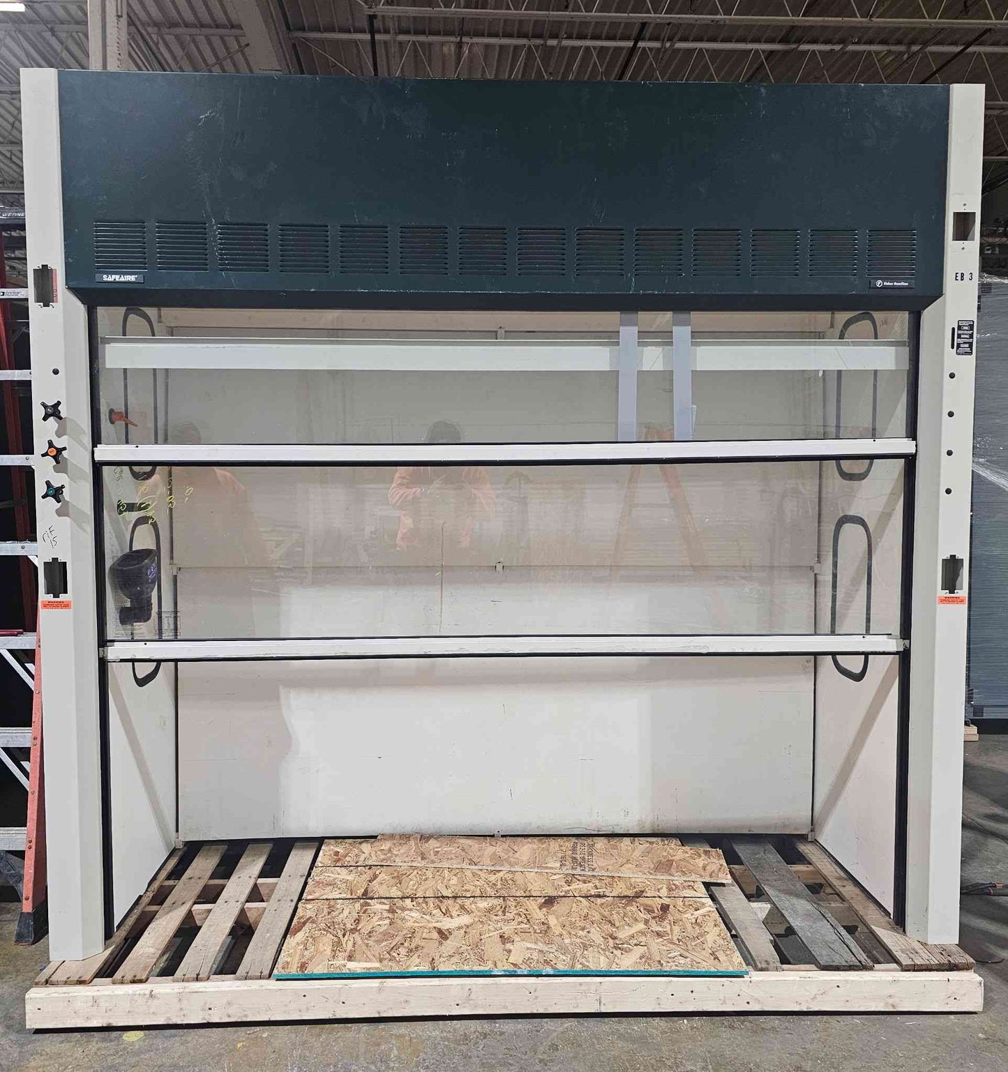 8’ Fisher Hamilton Concept Walk-In Fume Hood Vertical Sash