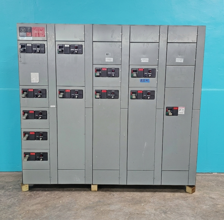 Westinghouse Advantage Motor Control Center 600A 480V 3 Phase 5 Section MCC Bus