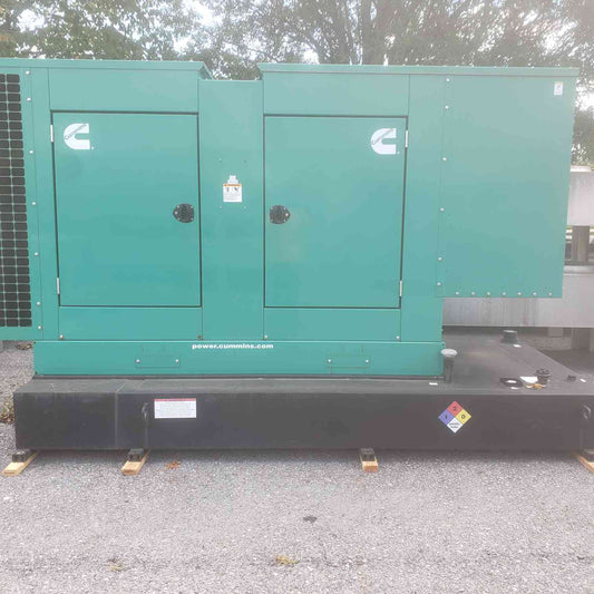 150KW Cummins DSGAC-1865734 120/240 451.1A 3PH Diesel 203.6 Hrs. (SKU: 110551)