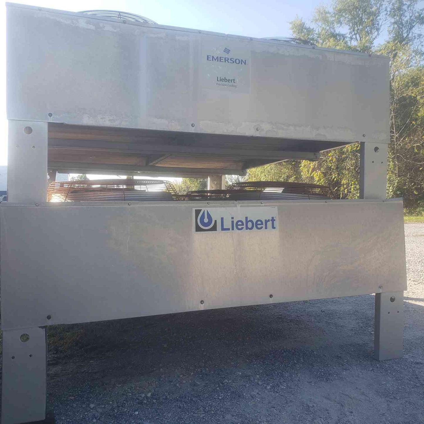 AS-IS Liebert 6 Fan 460V 6 Fan 3PH Condenser CDF616-A (SKU: 110929)