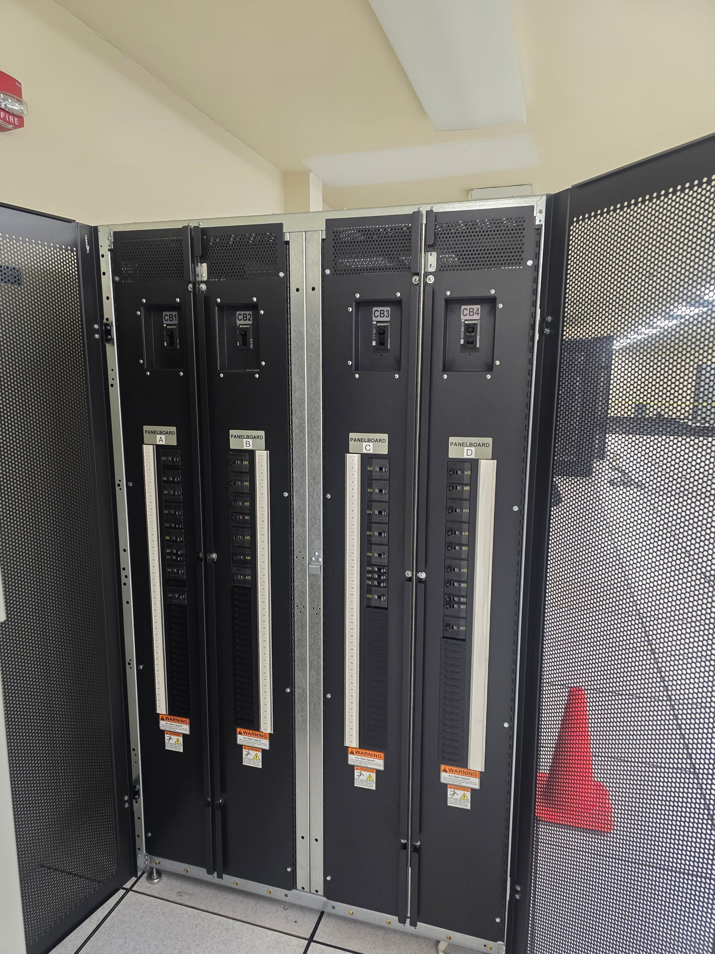 Liebert FPA15C412P FPC 150kVA Power Distribution Cabinet PDU 480V to 208/120V