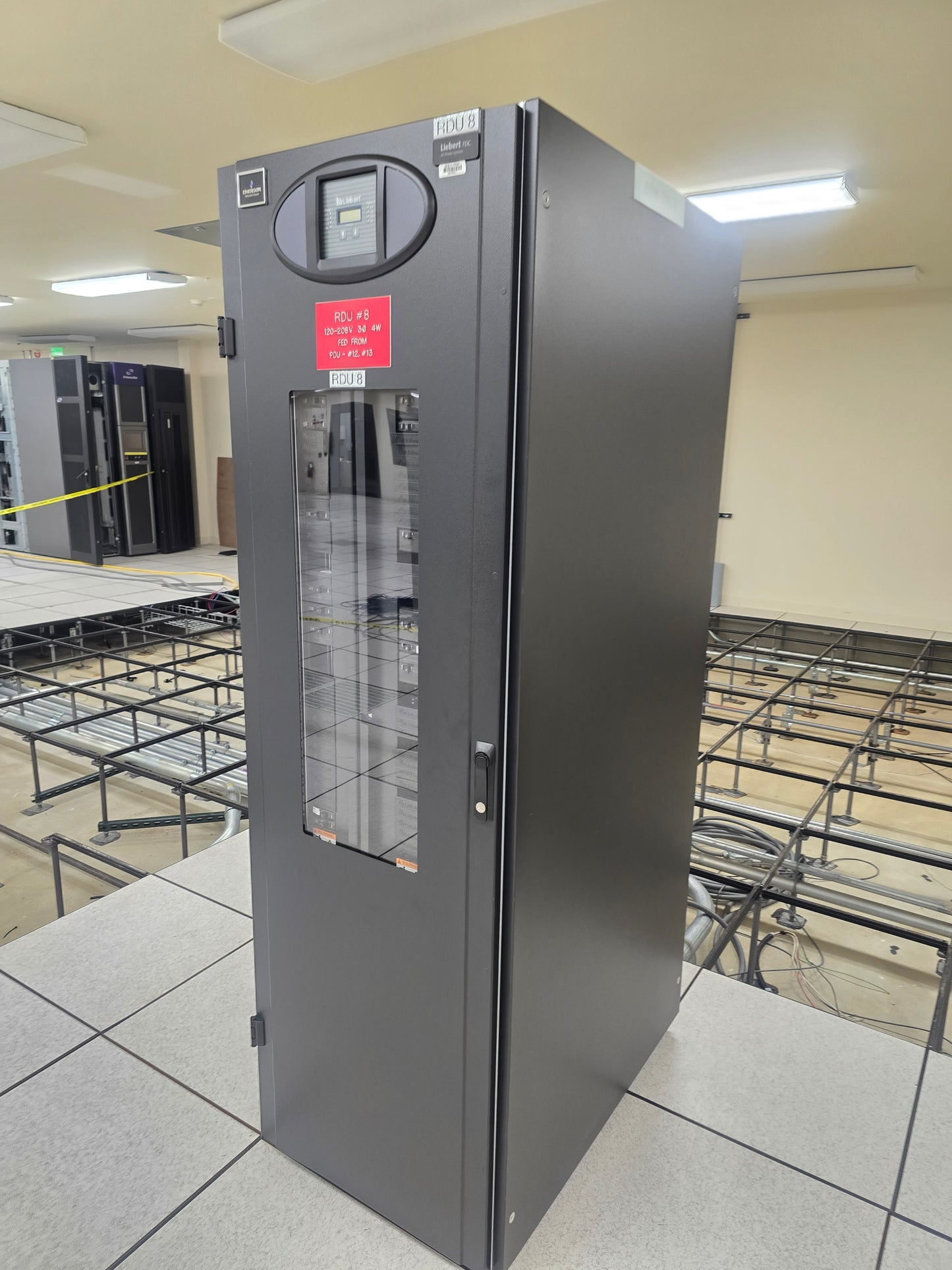Liebert FDC FDC4444SB71A477 720A Data Center Power Distribution Cabinet 208V