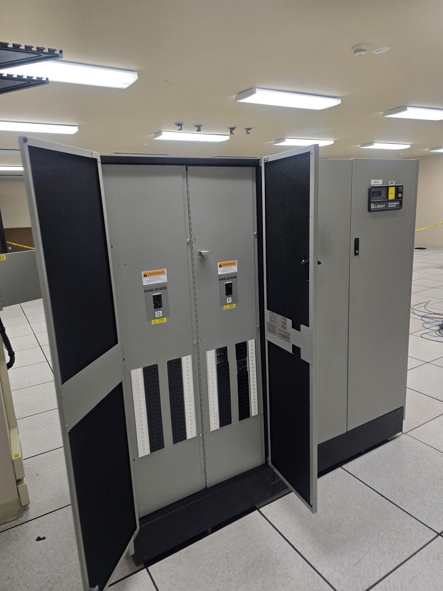 Liebert PPA150C 150kVA PDU Power Distribution Center & EXC Cabinet 480V 208V
