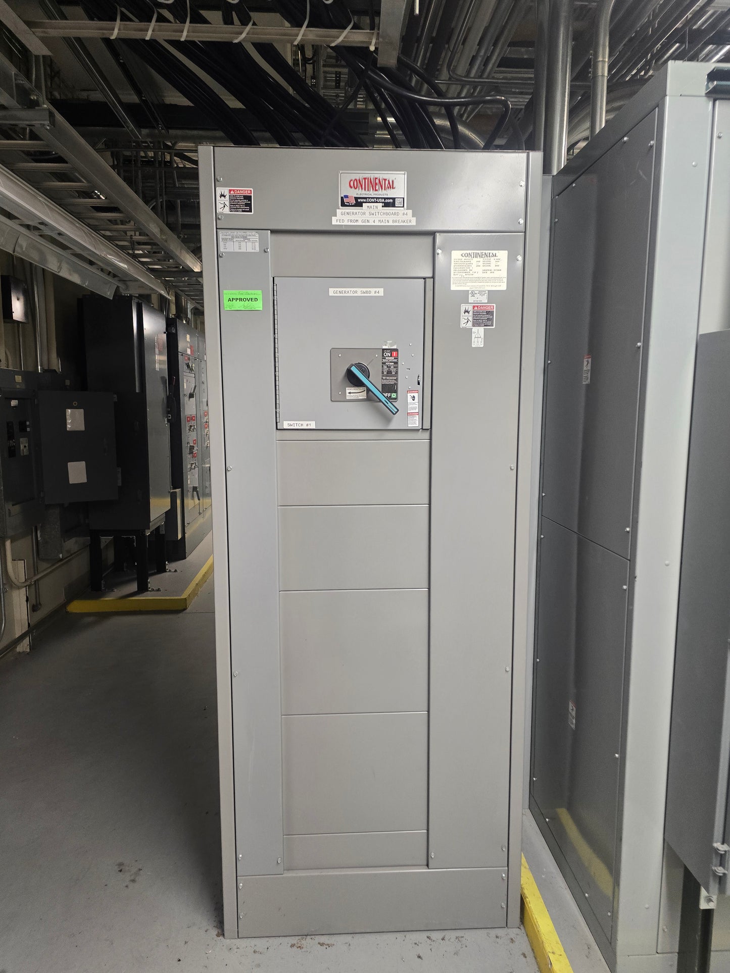 Continental 3000A 2000A 480V 3PH Switchboard Section 65kAIC Style SII
