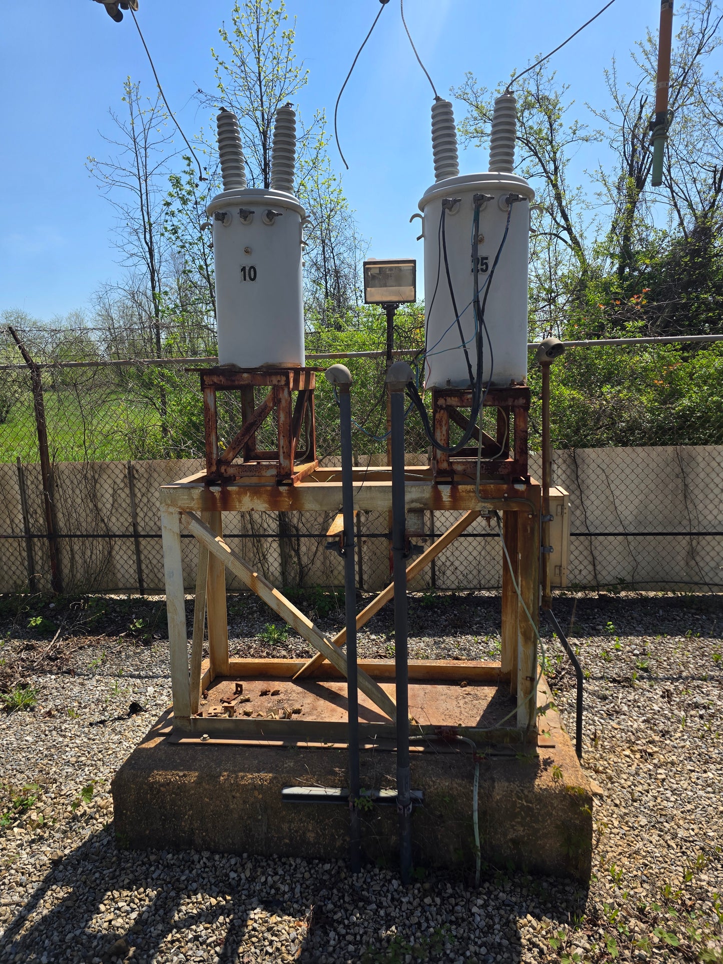 Pair Magnetic Electric 10kVA & 25kVA Transformers 34500V to 120/240V Frame