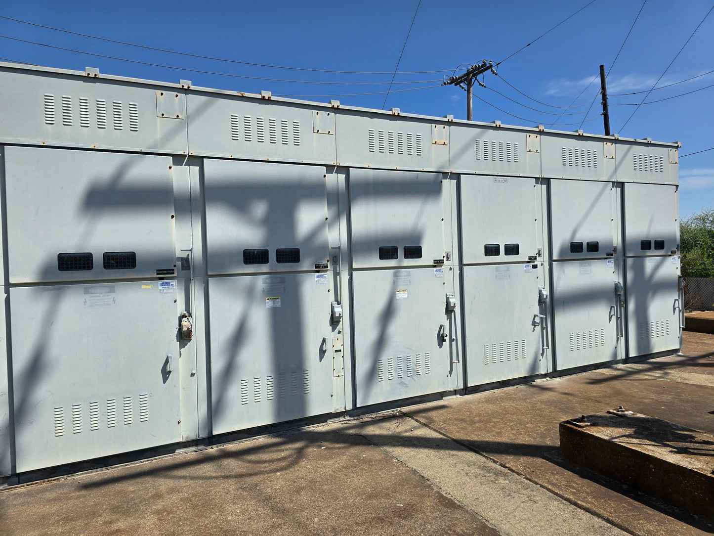 Powercon 38kV 600A 3 Phase Outdoor Metal Enclosed Switchgear Lineup S-14851