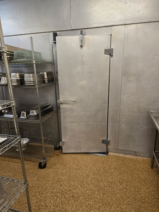 Vollrath Commercial Walk-In Cooler with Shelving - 115V - Modular Stainless Steel