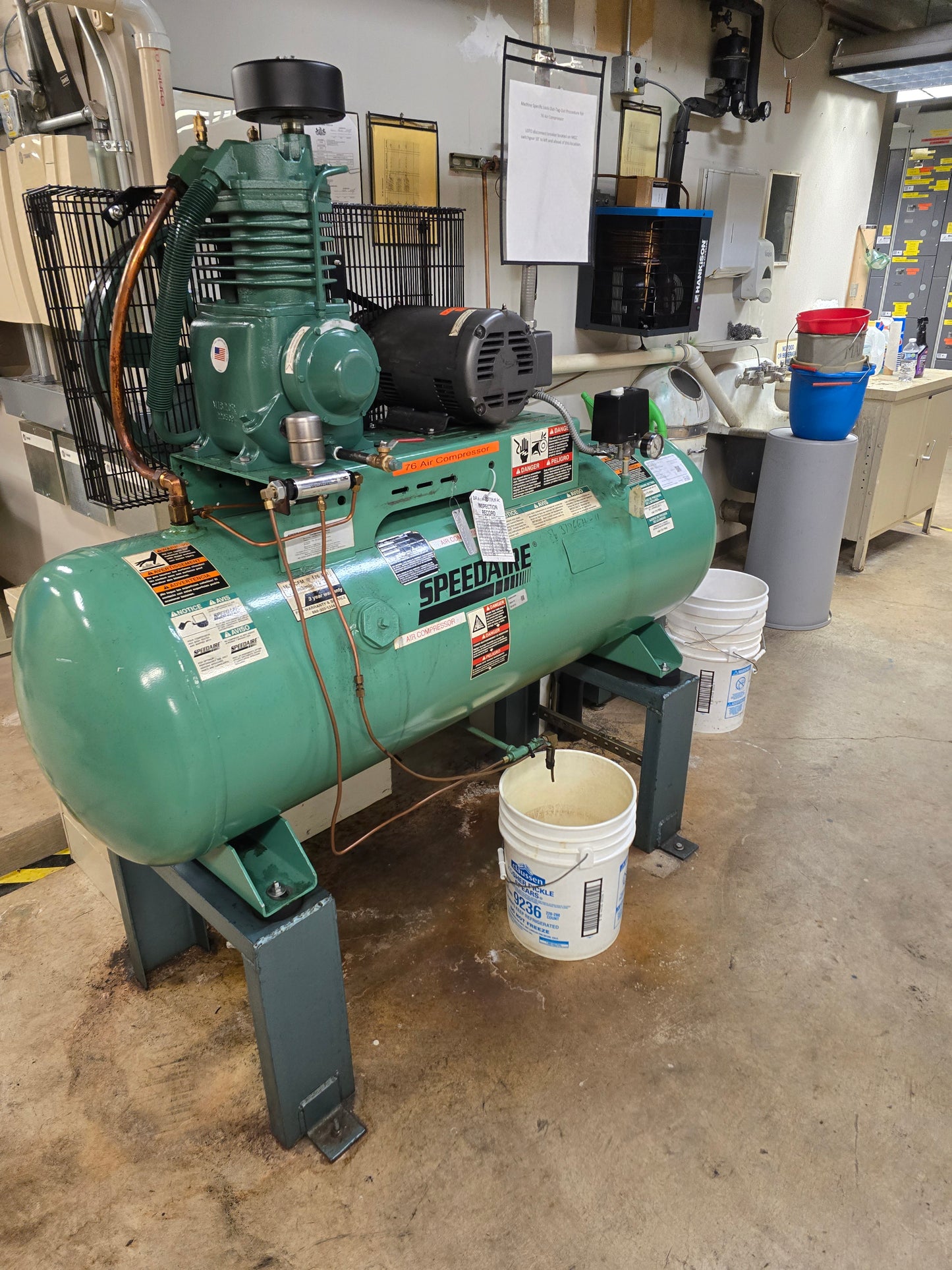 Speedaire 5HP 80 Gallon Air Compressor 230/460V 3-Phase 16.5 CFM 175 PSI
