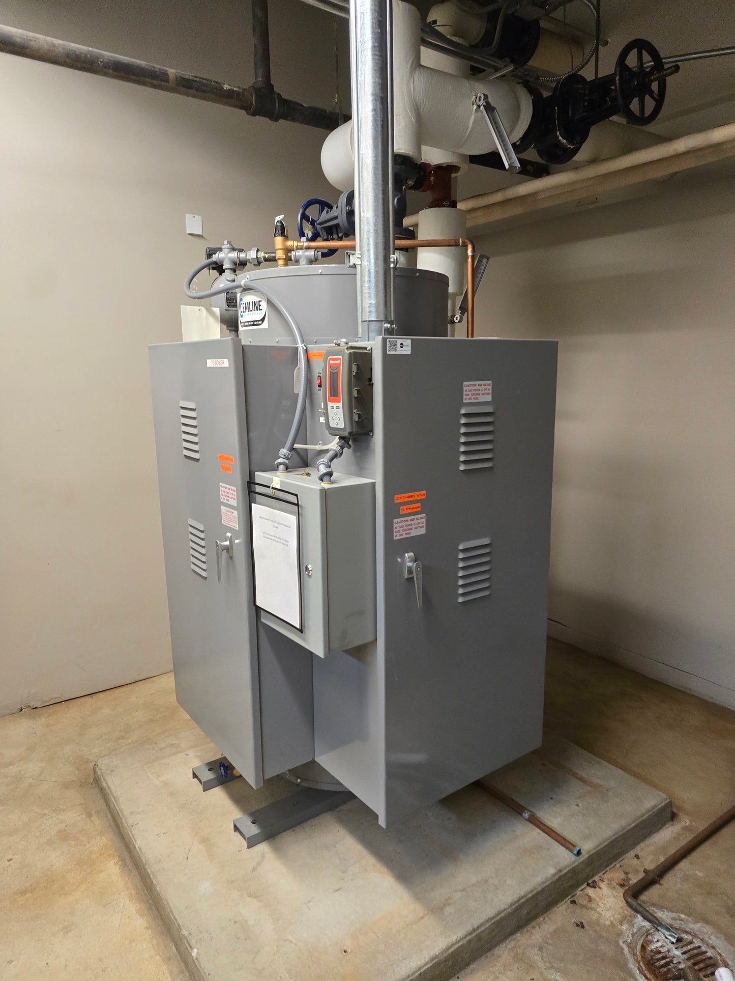Cemline Stonesteel V500EH150C3-RL 500 Gallon Commercial Electric Water Heater 480V 3-Phase 150kW ASME