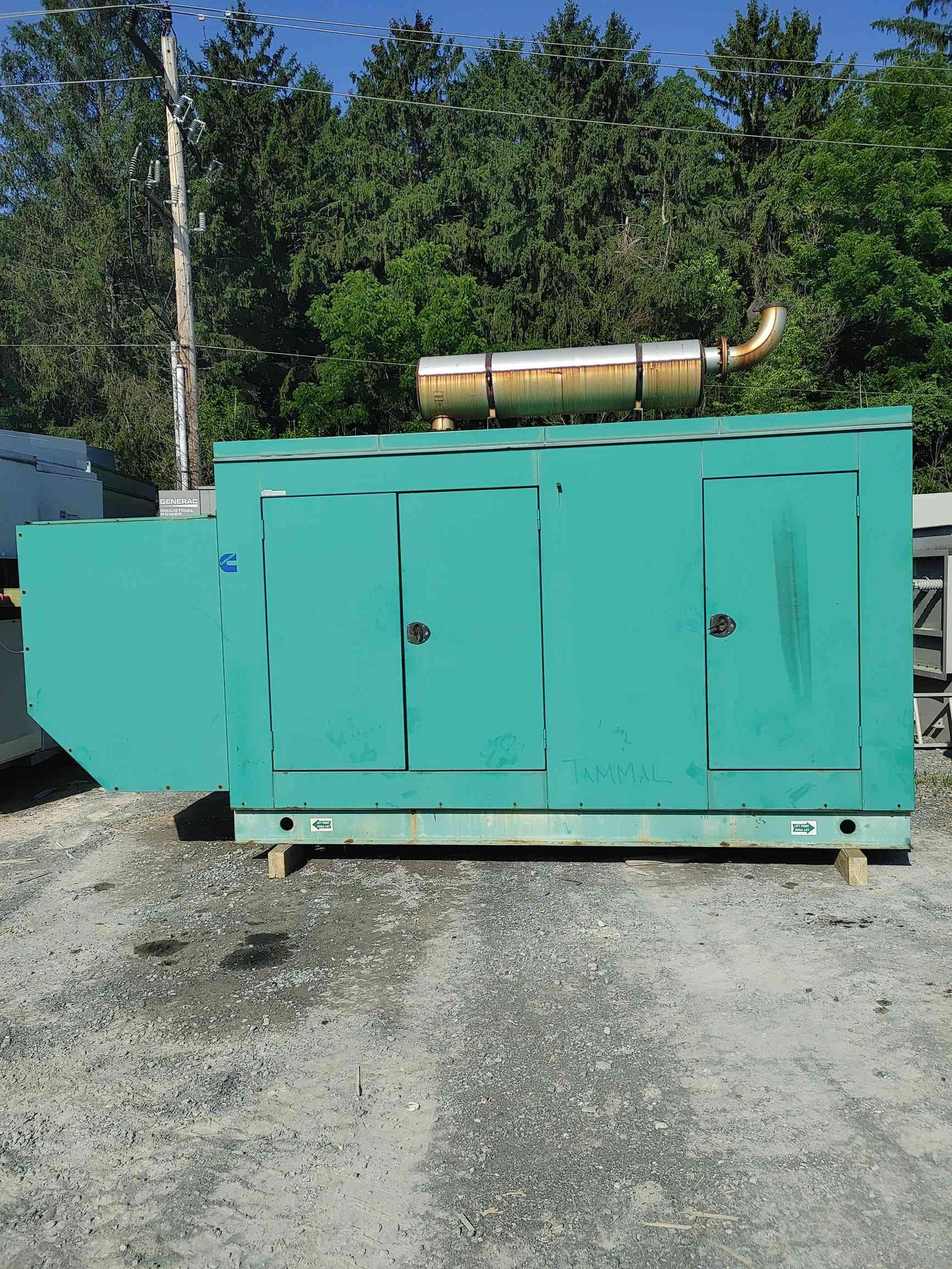 Cummins 215GFBB 215 kW Natural Gas Generator PowerCommand Enclosed 215kW