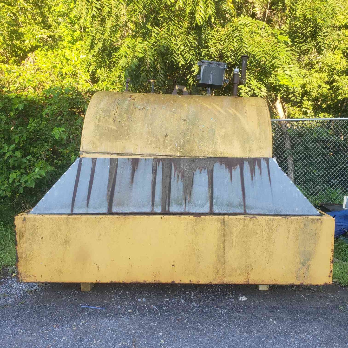 Industrial Diesel Generator Subbase Fuel Tank Double Wall Dike Containment Basin