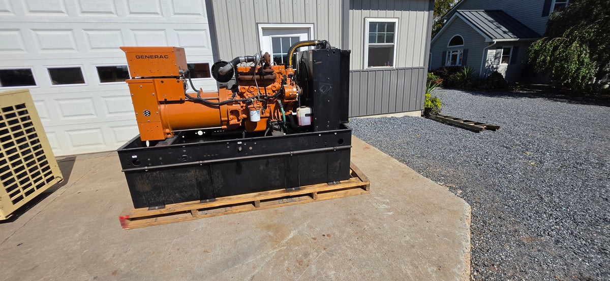 Generac 50kW Diesel Generator 4-Cyl Turbo Engine Sub Base Fuel Tank 869 Hours