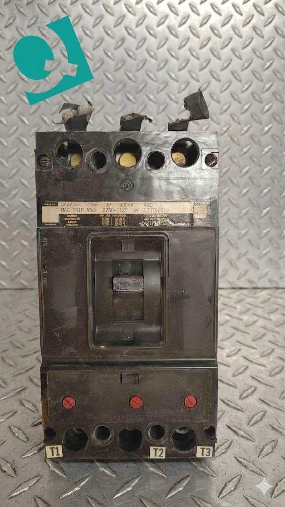 Westinghouse 3 Pole Circuit Breaker 225A 600VAC JA3225X