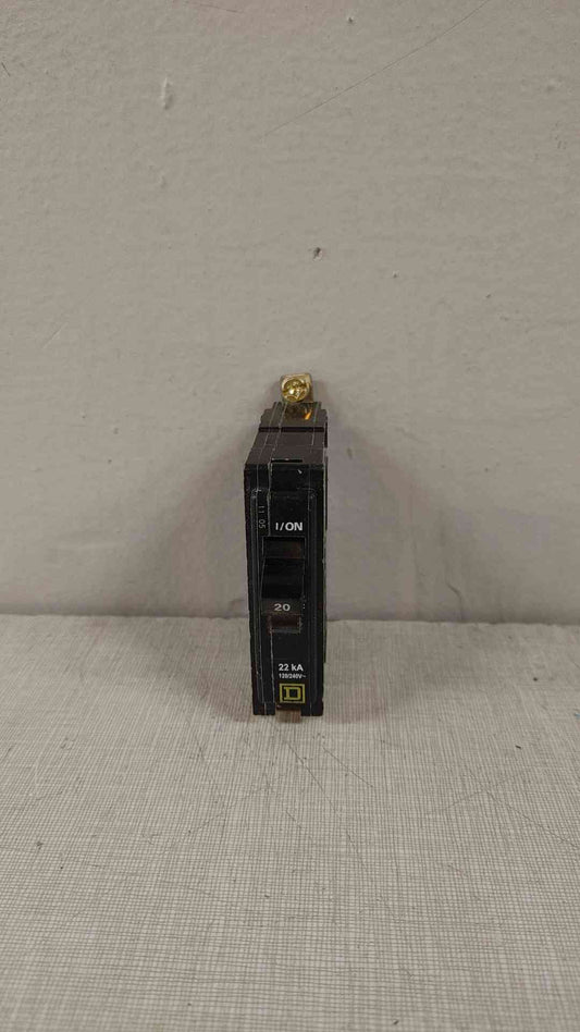 *Pickup Only* Lot of 5 Square D 20A 1 Pole Circuit Breaker 22KA 22 000A 120/240V(104654)