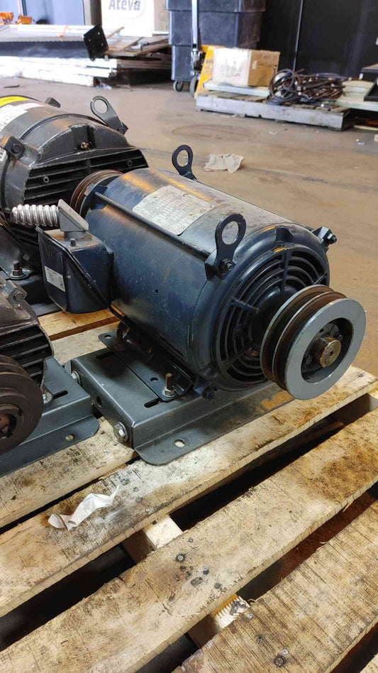 Century Motor 7.5HP 208-230/460V 3PH T0125(104823)