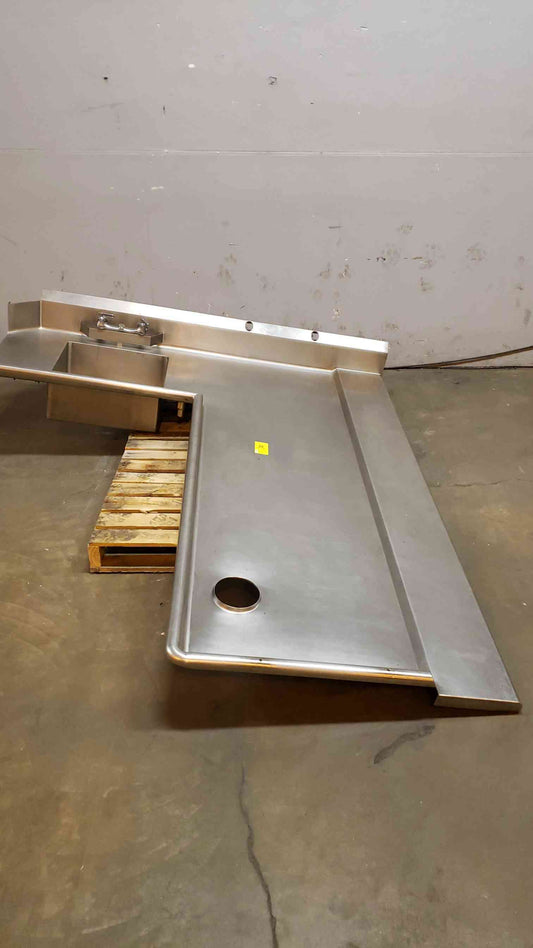 Stainless Steel L Shaped Countertop W/Sink (SKU: 106882)