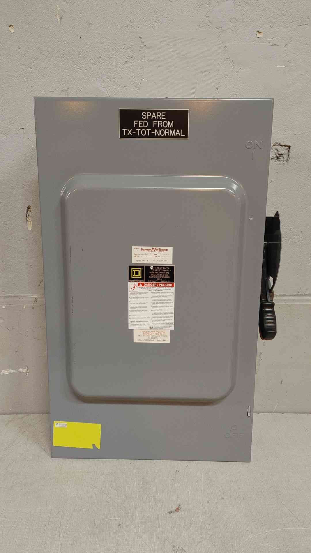 Square D Heavy Duty Safety Switch 200A 240VAC 250VDC H324N