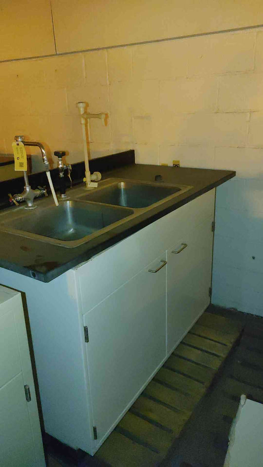 62x30x54"� Jameston Casework Cabinet w/ Sink Faucets Hose Eyewash 48"� cabinet