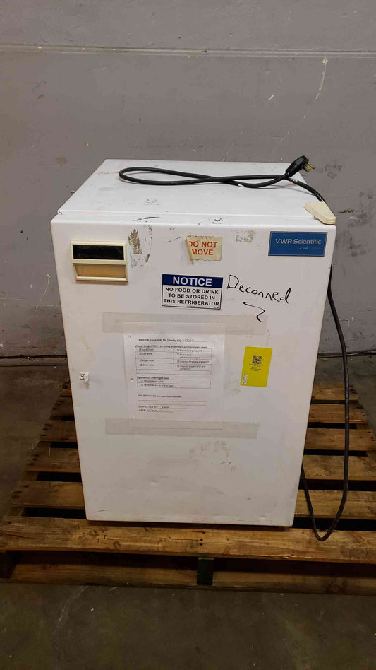VWR Scientific 115V 1PH Refrigerator R406GABA TESTED (SKU: 108008)