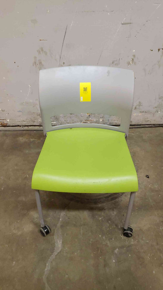 Steelcase Rolling Office Chair 490410CP (SKU: 107991)