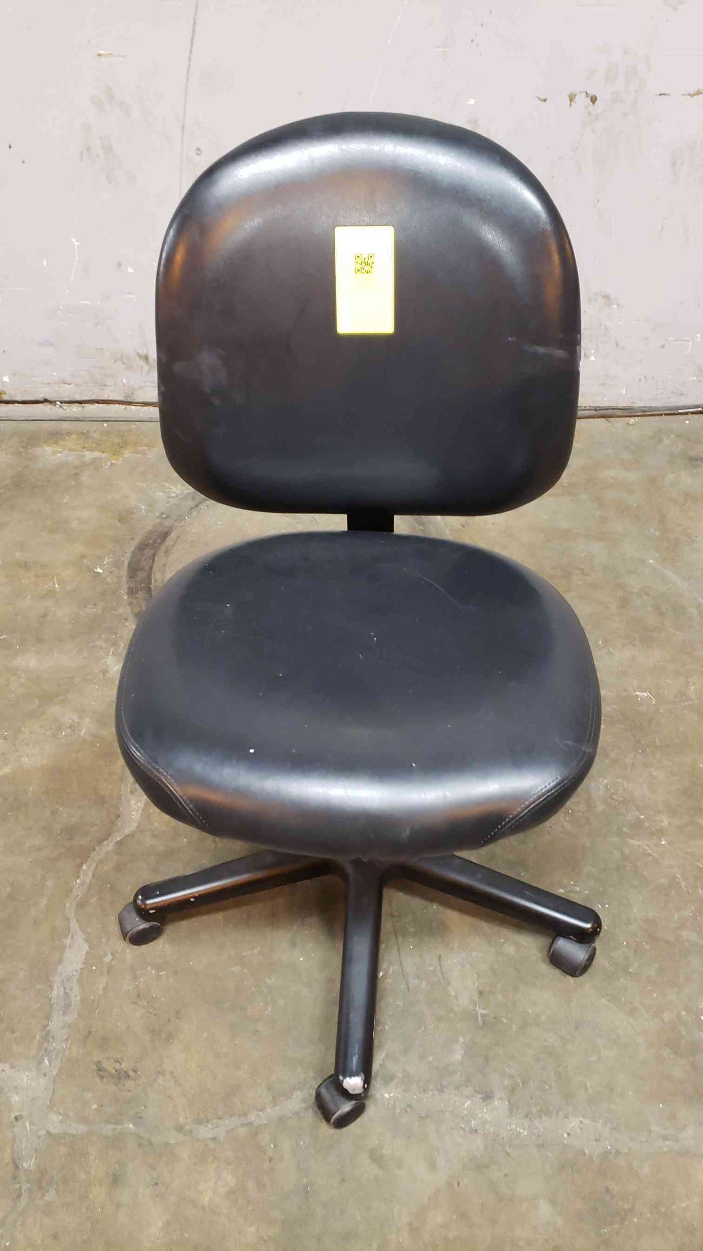 Cramer Rolling Office Chair AU26D0HXW9292 (SKU: 107996)