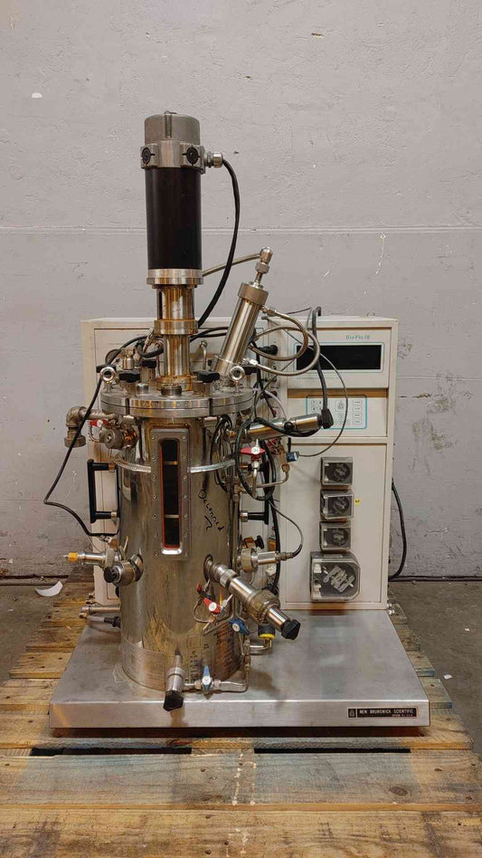 New Brunswick BioFlo IV Bioreactor 200/208V 1PH 15A BIOFLOIV