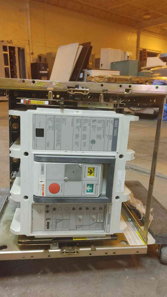 Siemens 1600A 3 Pole Breaker 600VAC SBS2016 in Chassis (108454)