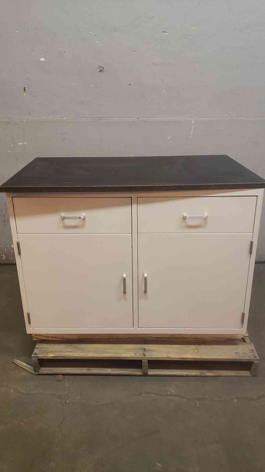 4' Duralab Mixed Casework White/ With Countertop (108500)